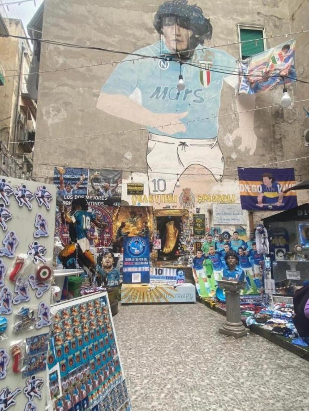 Casa Tolentino Al Centro Di Hébergement de vacances Naples